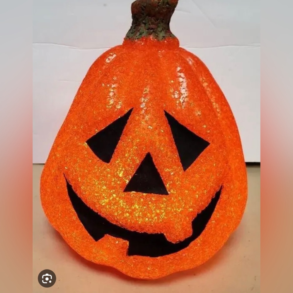 Vintage 1993 Light Up Pumpkin Jack O Lantern Halloween Rubber Mold set of 2 - Picture 3 of 9